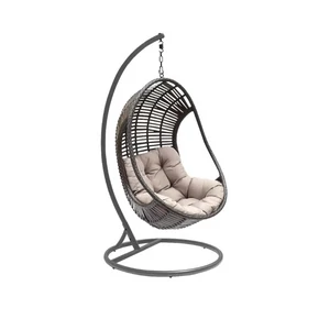 Nepal függőfotel állvánnyal és párnával (acél és műrattan)