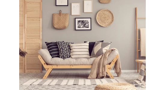 Fenyőbútor a Modern Lakberendezésben – Természetesség, Stílus és Praktikum