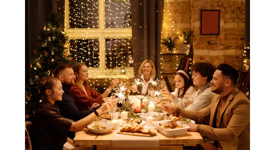 Vendégvárás lépésről lépésre: tippek, trükkök az étkező berendezéséhez